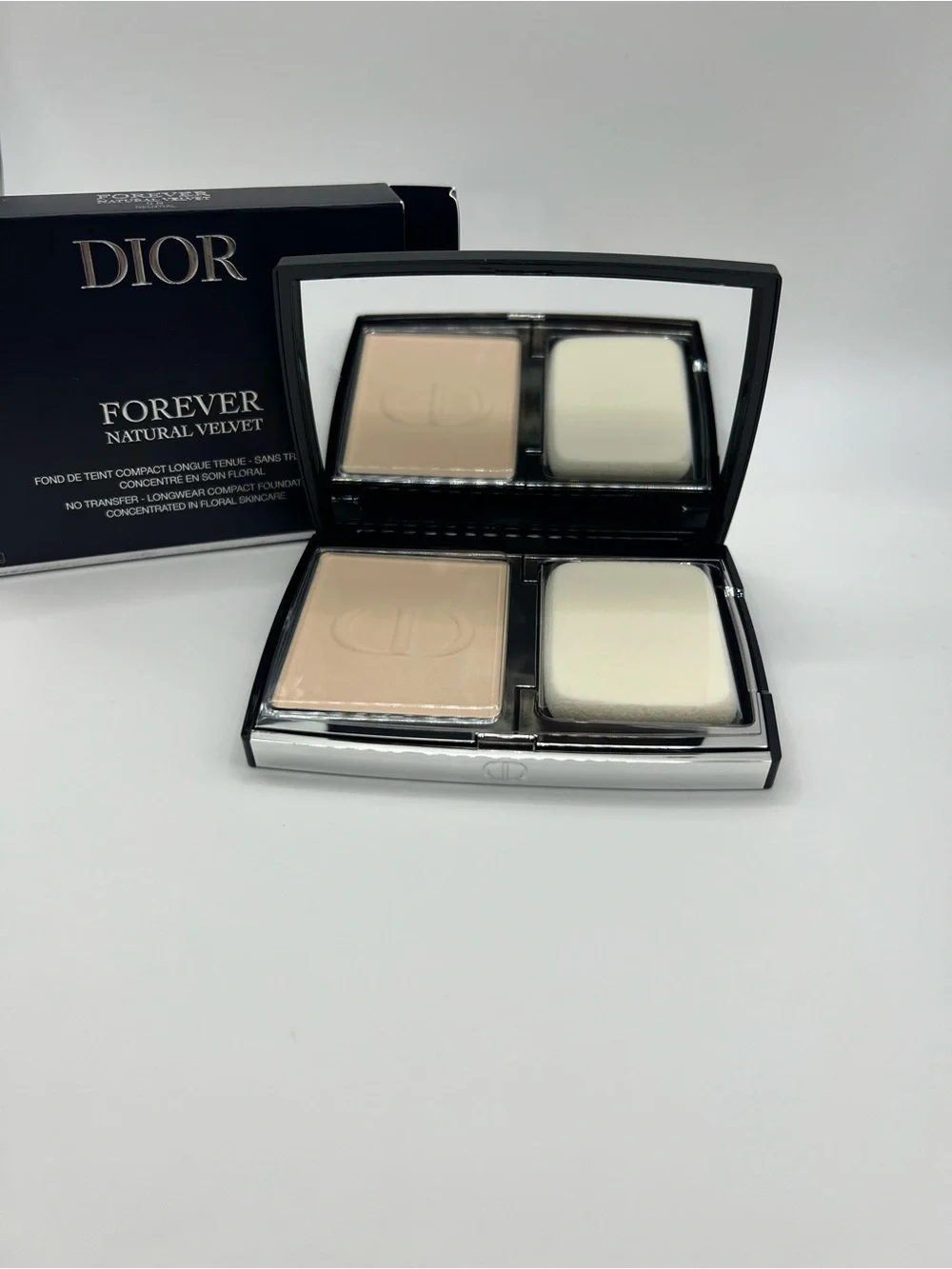 Dior Forever Natural Velvet Compact Foundation - Black